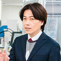 松﨑 典弥 教授